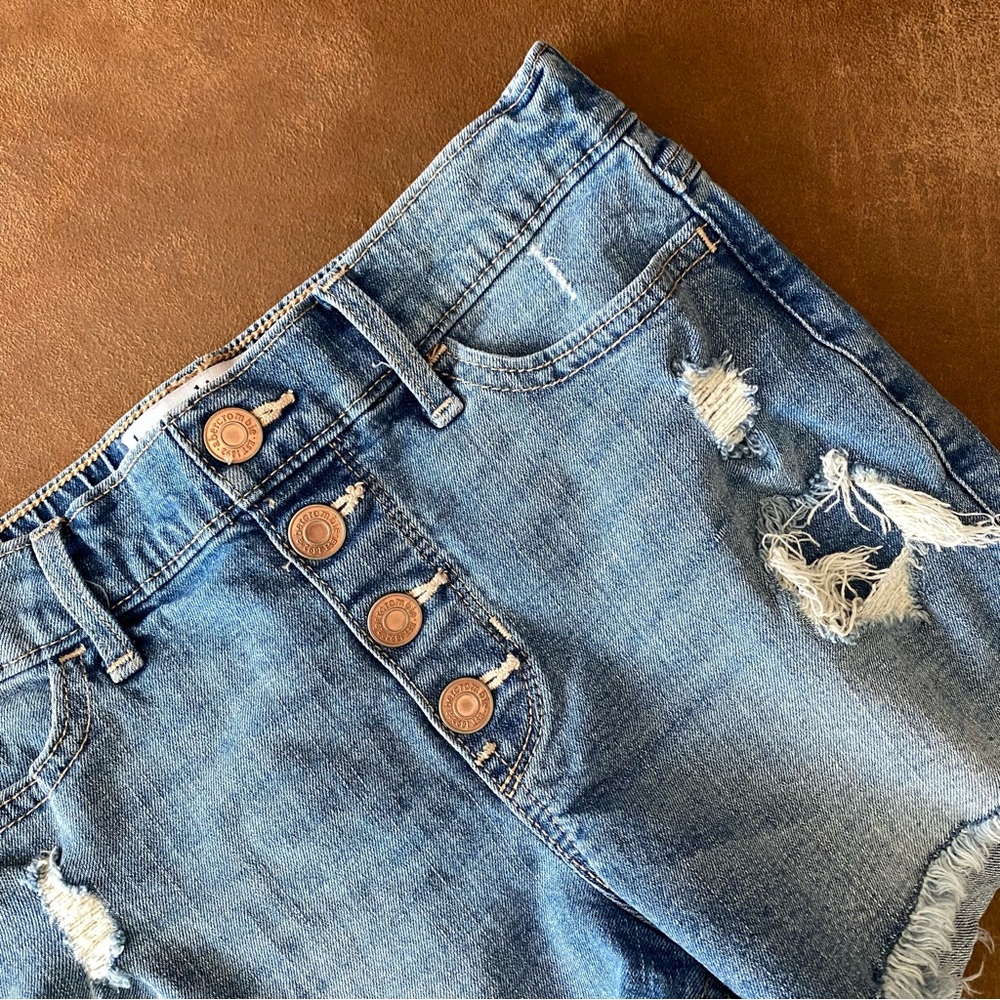 abercrombie kids • high rise mini mom denim shorts | 11/12